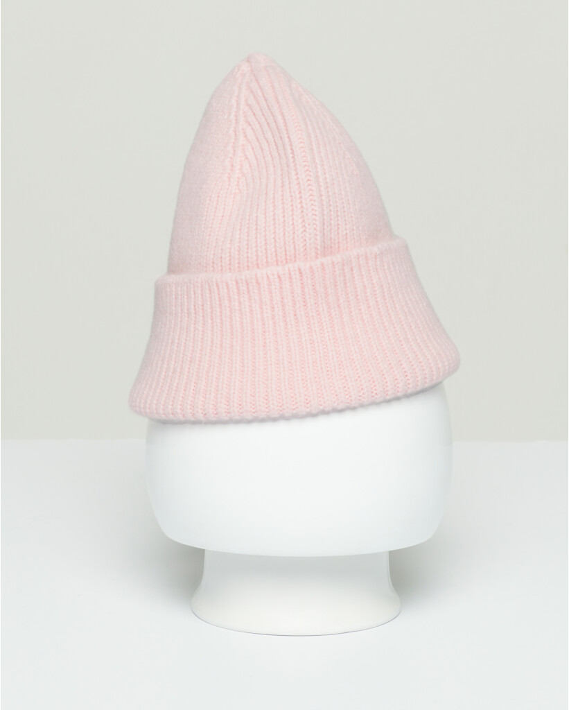 Beanie Blush