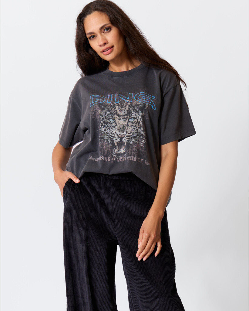 Cade Tee Leo Muse Washed Black
