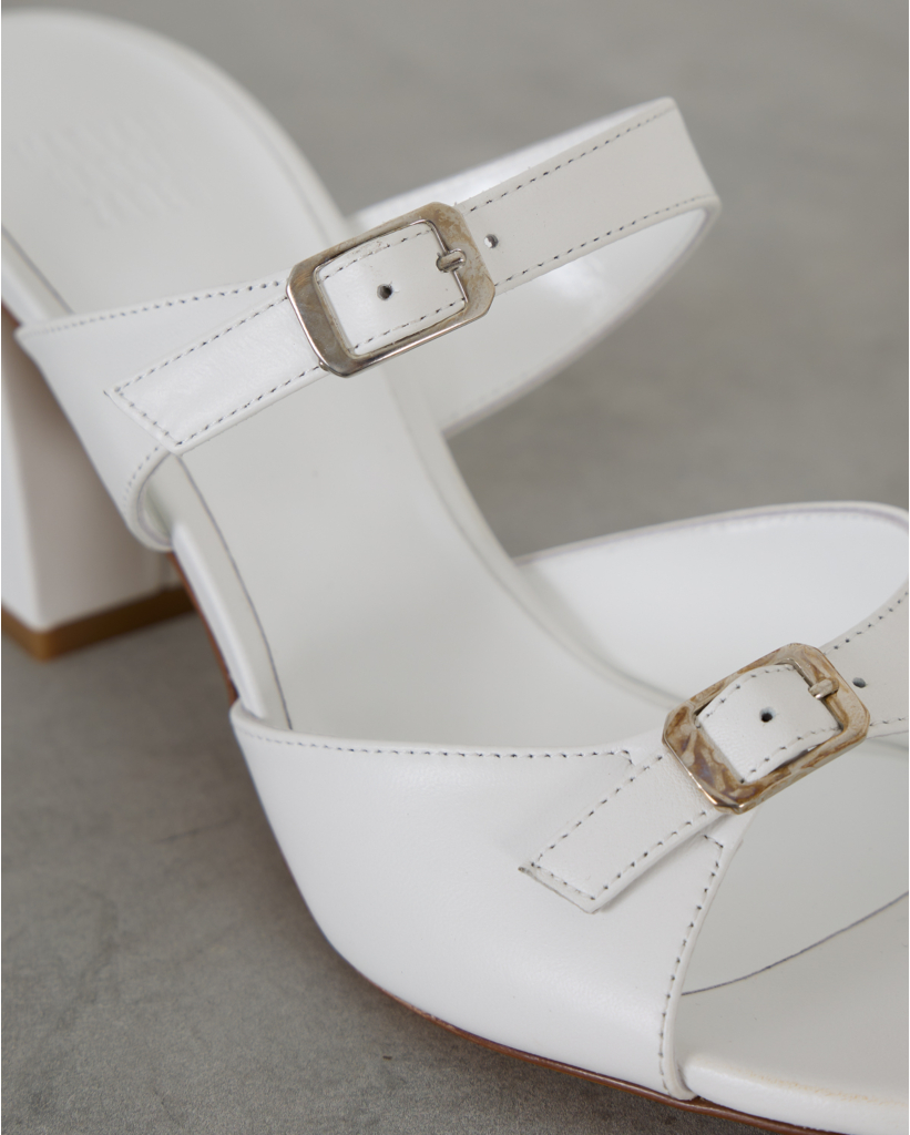 Una Sandals White