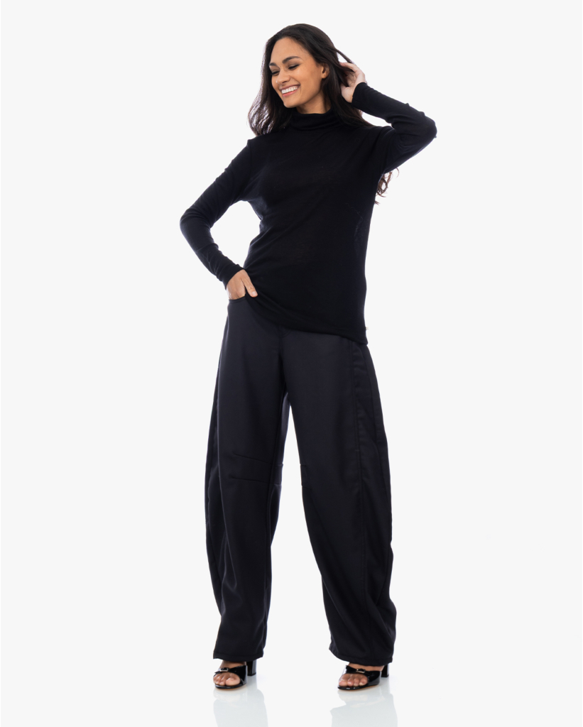 Aliana Mid Rise Barrel Fit Black Caster