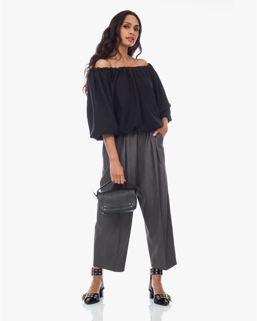 Now Off-shoulder Bubble Blouse Zwart 
