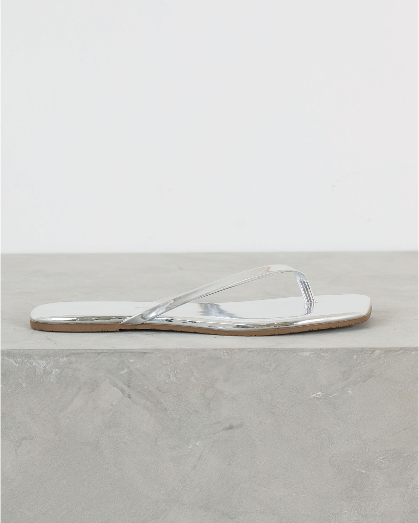 Square Toe Lily Mirror Slipper Chrome