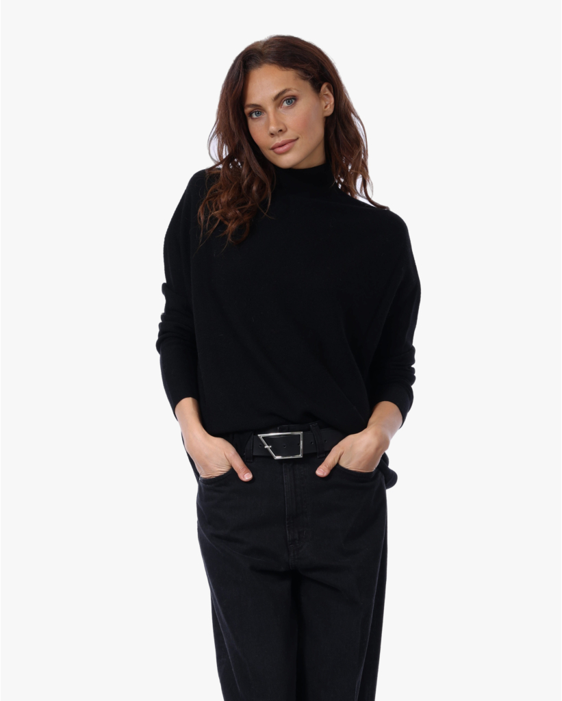 Liora Merino Egg-shape Coltrui Zwart