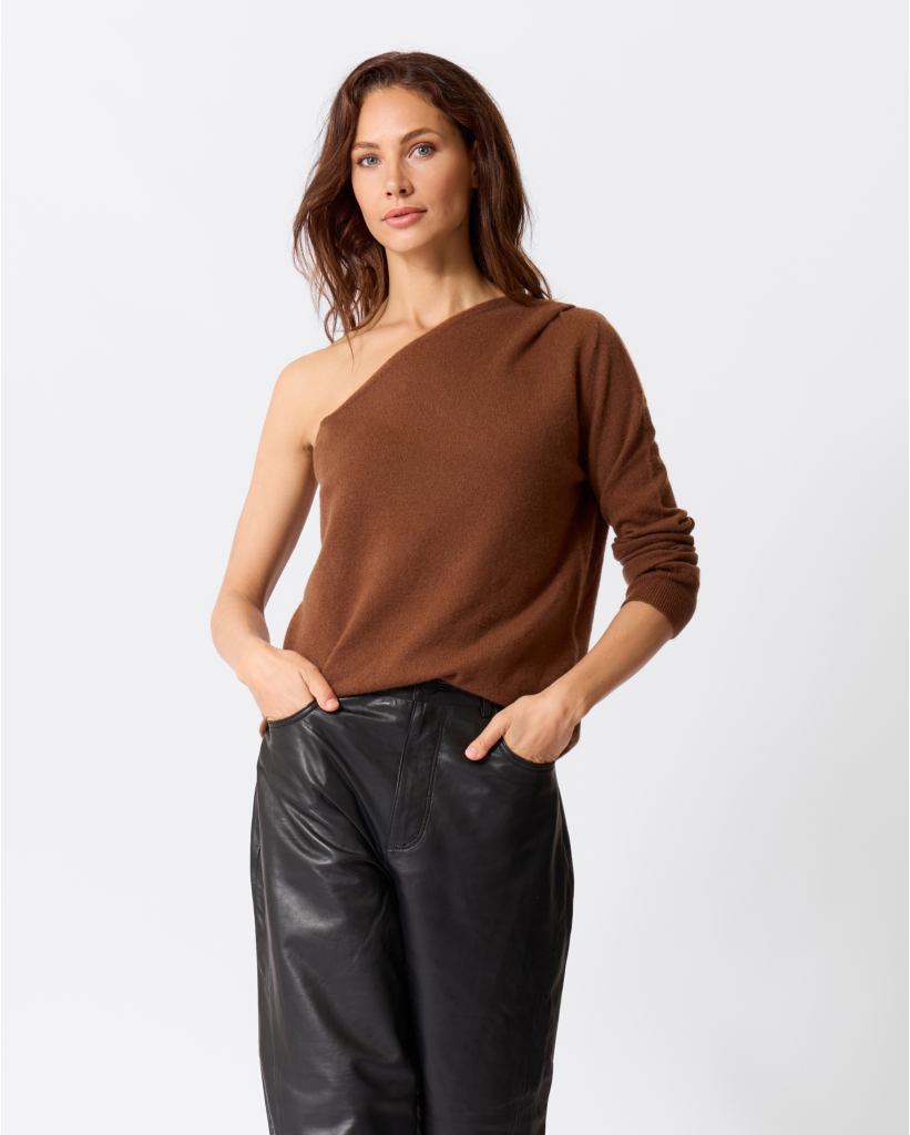 Yolaine Cashmere One Shoulder Knit Coffee