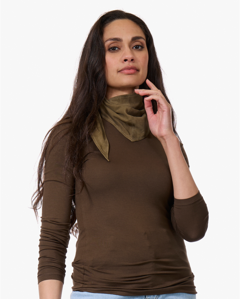 Lucy Suede Triangle Sjaal Kaki