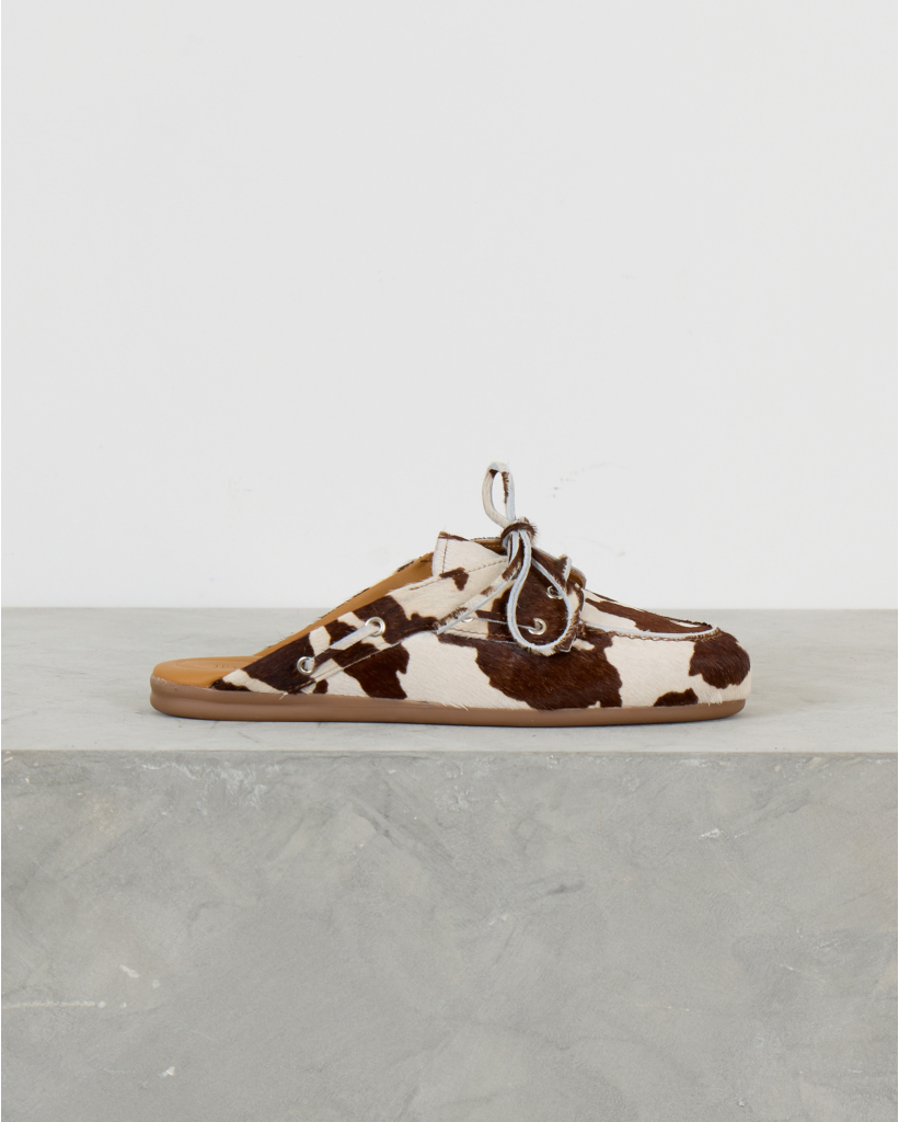 Cow Boat Loafer Mule Bruin