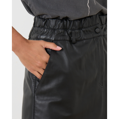 Alter Ego Nushka Rok Black