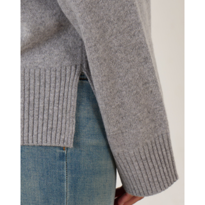 Closed Pullover Grey Malange