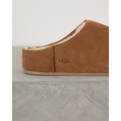 UGG Elea Slip-On Pantoffel Chestnut