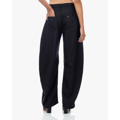 Lois Aliana Mid Rise Barrel Fit Black Caster