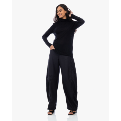 Lois Aliana Mid Rise Barrel Fit Black Caster